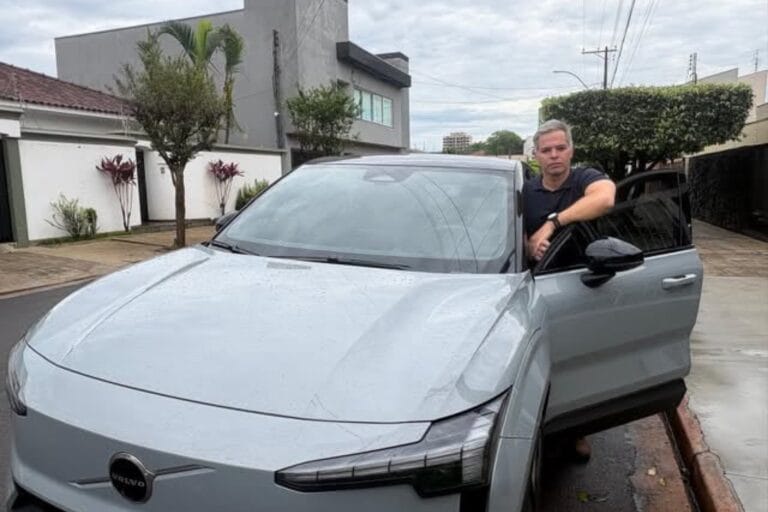 Volvo EX30: Dificuldades no Recall da Bateria Identificadas pelos Donos