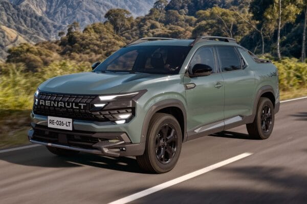 Renault Niagara é revelada com 4 versões, incluindo 4x4, para enfrentar a Fiat Toro