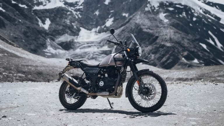 Royal Enfield suspende reservas da Himalayan 440 após esgotar estoque em menos de um mês na Índia