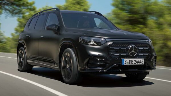 Mercedes-Benz apresenta motor 1.5 turbo M 252 LS no GLB 250 com turbocompressor elétrico e redução de emissões em 17%