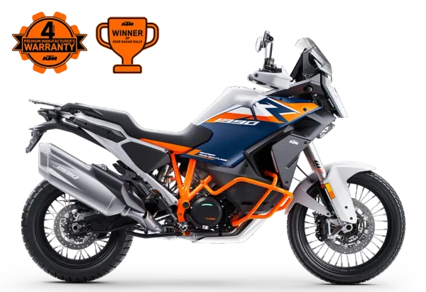 KTM 1390 Super Adventure R vista de perfil, com carenagem azul, branca e laranja, chassi tubular laranja, rodas raiadas e suspensão dianteira de longo curso.