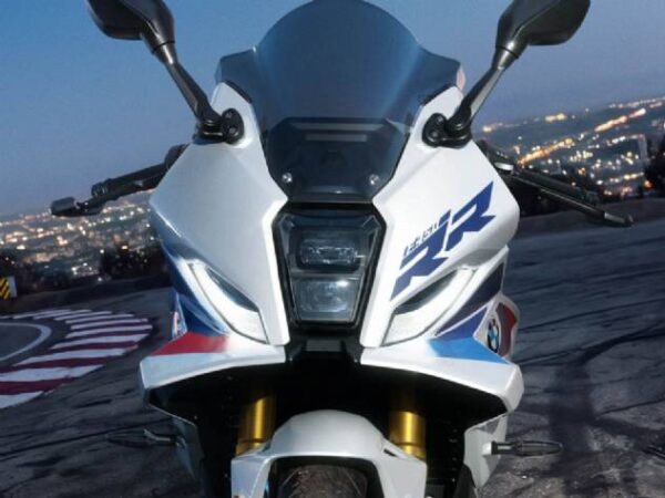 BMW apresenta F 450 RR: nova esportiva de 420 cc com 48 cv e tecnologia avançada