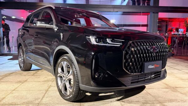 Caoa Chery Tiggo 7 triplica vendas em setembro e supera Jeep Compass e Corolla Cross