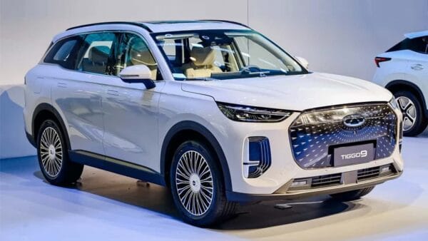 CAOA Chery Tiggo 9 é antecipado em teaser e deve chegar ao Brasil em breve