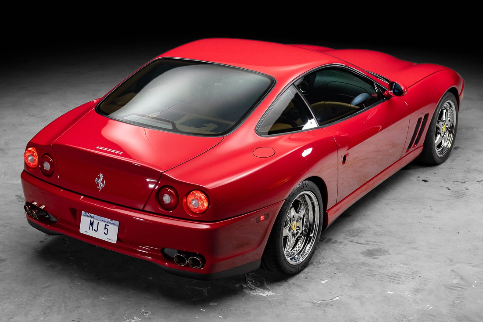 Ferrari 550 Maranello de Michael Jordan é leiloada por R$ 13,4 milhões nos EUA
