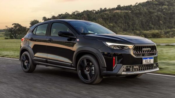 Fiat reduz preço do Pulse Abarth para R$ 139.990, igualando-se a Tera e Avenger até 3 de novembro