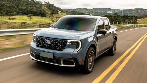 Ford Maverick Lariat estreia com motor 2.0 turbo de 253 cv e preço de R$ 209.900