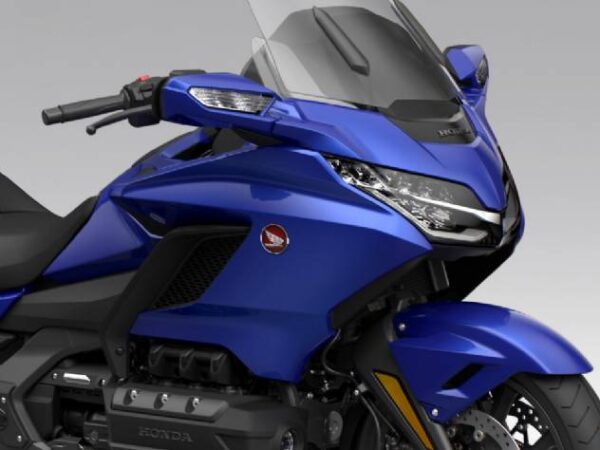 Honda Gold Wing e Gold Wing Tour 2027 ganham novas cores, mas mantêm motor e equipamentos inalterados