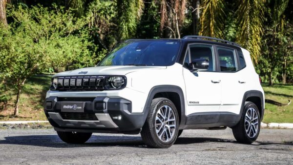 Jeep Renegade atinge 600 mil unidades vendidas no Brasil após reestilização e novos recursos na linha 2027