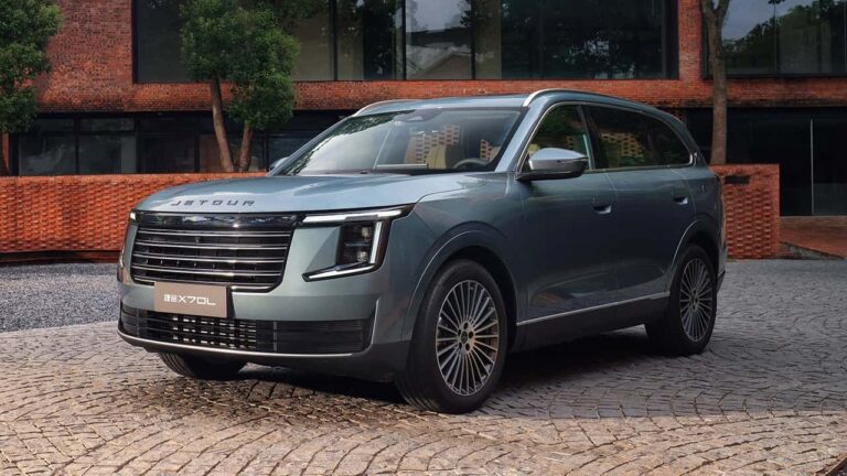 Jetour S08 chega ao Brasil com versão Premium, sete lugares e motor híbrido plug-in 1.5 turbo