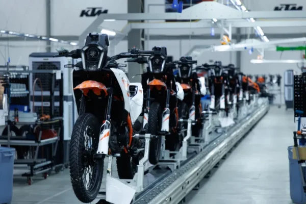 KTM inaugura fábrica em Manaus com capacidade para produzir 20 mil motos por ano