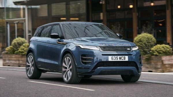 Range Rover Evoque sai de linha e tem últimas unidades com desconto de R$ 121 mil, a partir de R$ 399.990