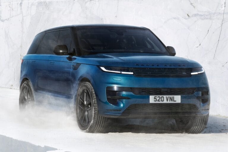 Range Rover Sport Elétrico tem autonomia de 609 km e acelera de 0 a 100 km/h em 4,5 segundos