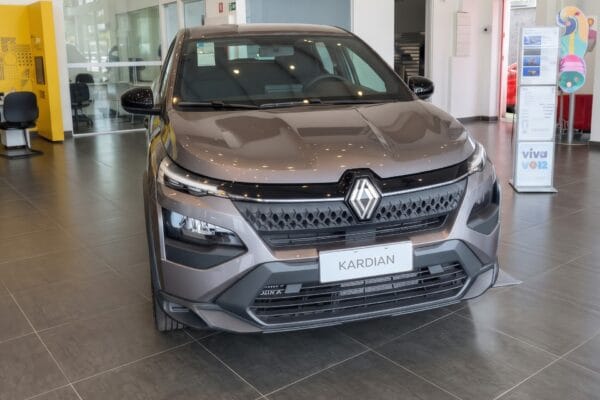 Renault Kardian Vibe 2027 é lançado por R$ 99.990, R$ 7,2 mil mais barato que Volkswagen Tera MPI