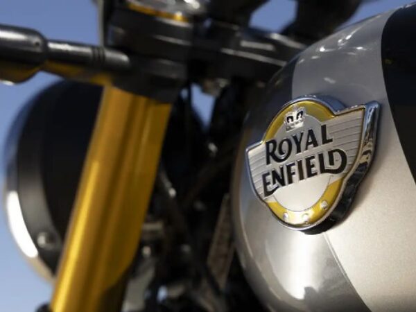 Royal Enfield oferece bônus de até R$ 2 mil em quatro modelos até outubro de 2026