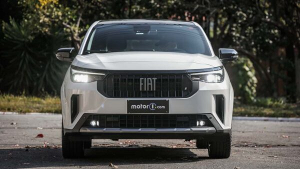 Fiat Fastback Impetus MHEV tem preço reduzido em R$ 40,5 mil para esvaziar estoque 2026
