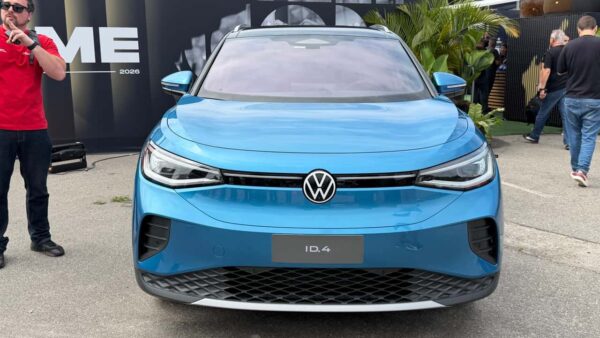 Volkswagen ID.4 chega ao Brasil em 15 de outubro por R$ 299.990 com motor de 286 cv e autonomia de 389 km