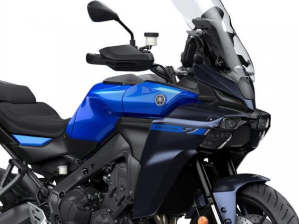 Yamaha Tracer 9 2027 é lançada com novas cores e mantém motor de 890 cc na Europa