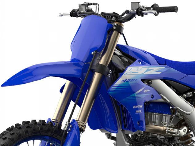 Yamaha lança linha 2027 de motocross com YZ450F e YZ65, agora com novos grafismos e melhorias mecânicas